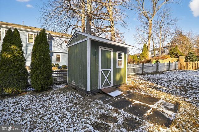 102 CUNNINGHAM PARK CT SE, Vienna, VA 22180