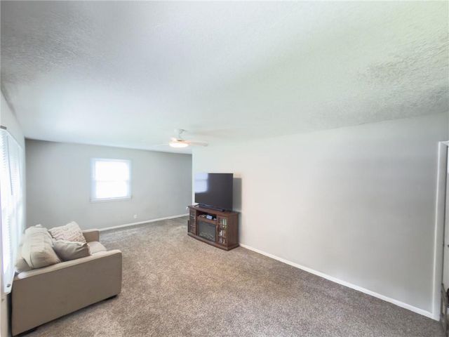 240 S 100th Street, Edwardsville, KS 66111