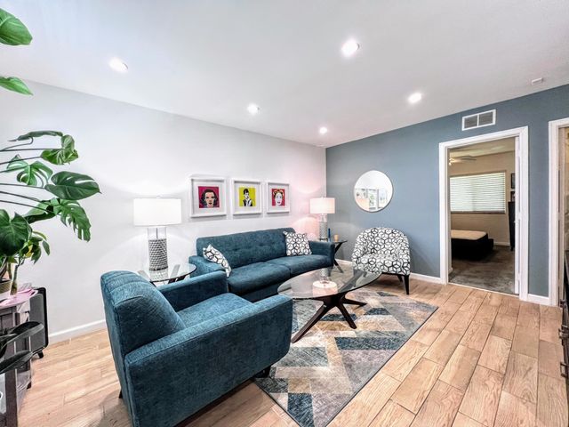 2660 NE 8th Avenue 112, Wilton Manors, FL 33334