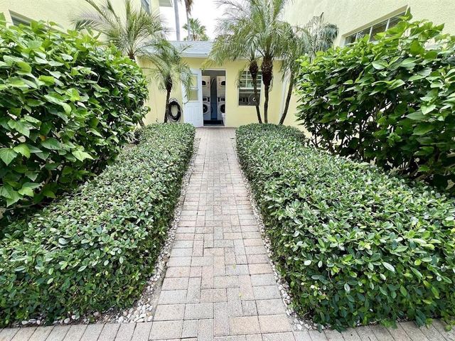 2660 NE 8th Avenue 112, Wilton Manors, FL 33334