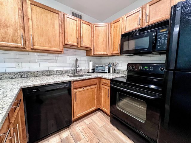 2660 NE 8th Avenue 112, Wilton Manors, FL 33334