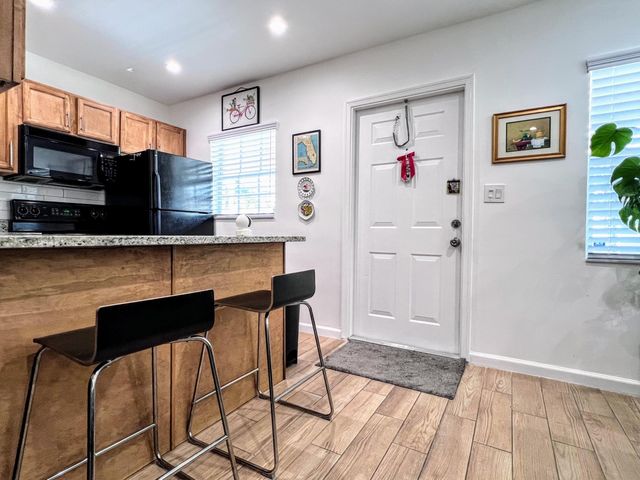 2660 NE 8th Avenue 112, Wilton Manors, FL 33334