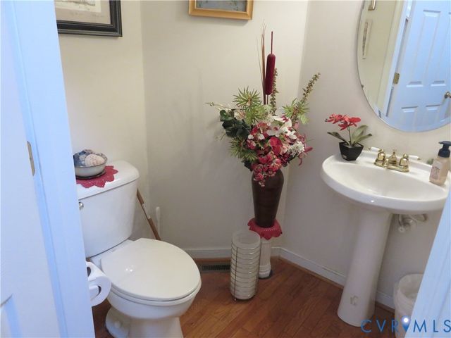 1513 Oakland Chase Pky, Henrico, VA 23231