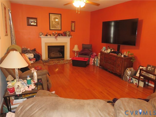 1513 Oakland Chase Pky, Henrico, VA 23231