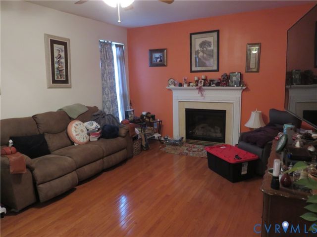 1513 Oakland Chase Pky, Henrico, VA 23231