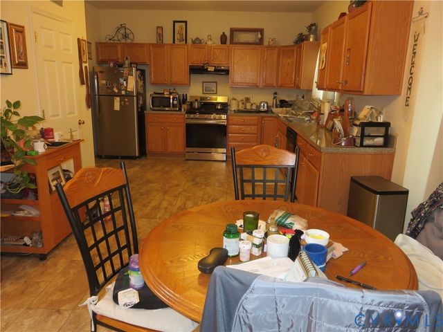 1513 Oakland Chase Pky, Henrico, VA 23231