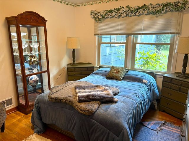 717 Parkdale Avenue, Manistee, MI 49660