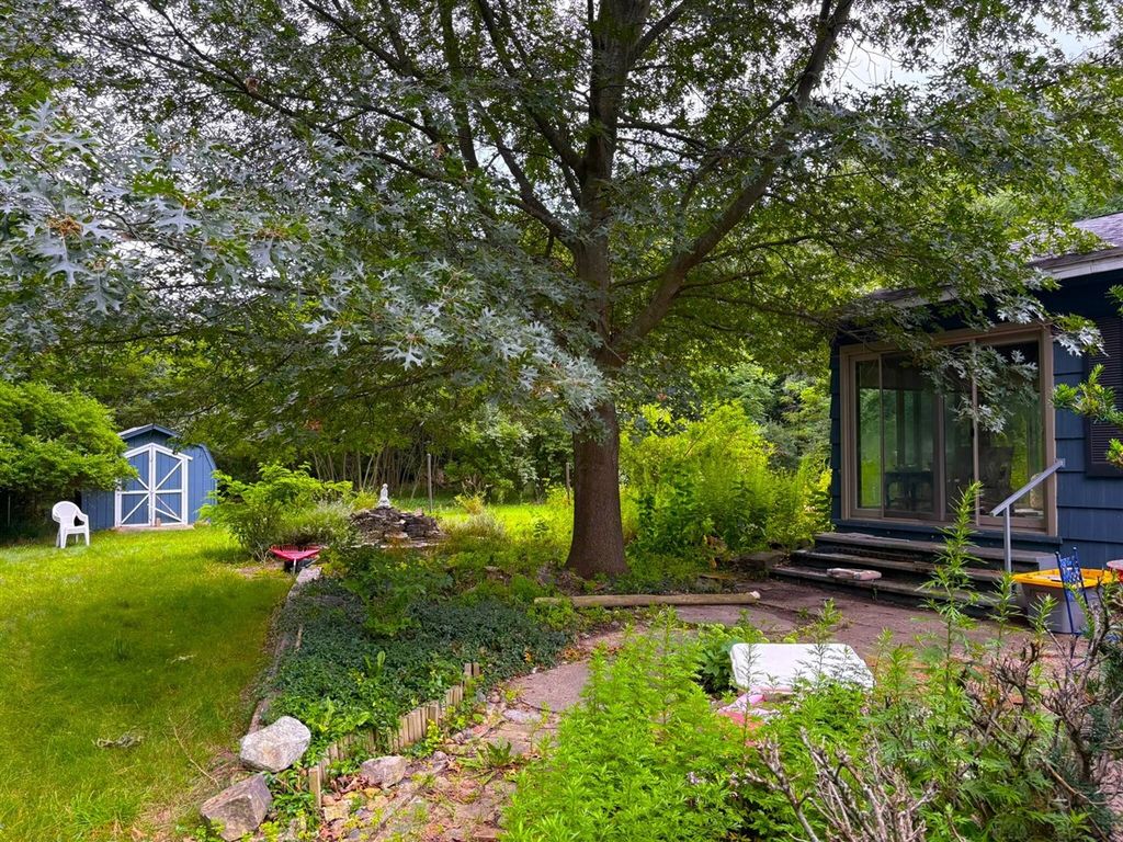 717 Parkdale Avenue, Manistee, MI 49660