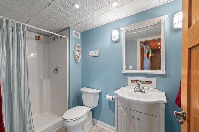 N7491 Bay DRIVE, Elkhorn, WI 53121