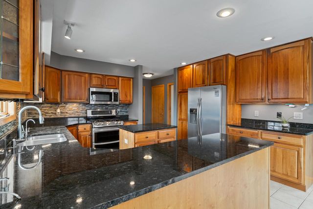 N7491 Bay DRIVE, Elkhorn, WI 53121