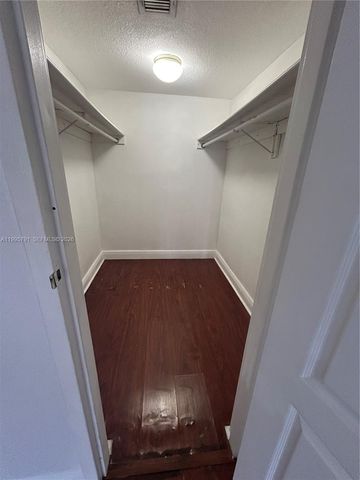 5201 Geneva Way 113, Doral, FL 33166