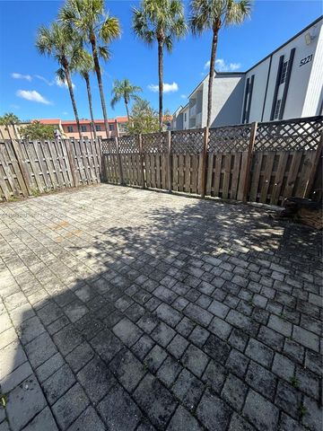 5201 Geneva Way 113, Doral, FL 33166