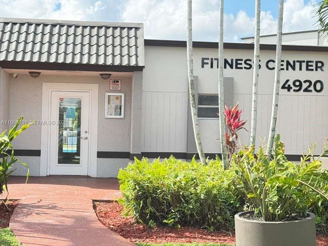 5201 Geneva Way 113, Doral, FL 33166