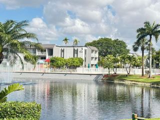 5201 Geneva Way 113, Doral, FL 33166