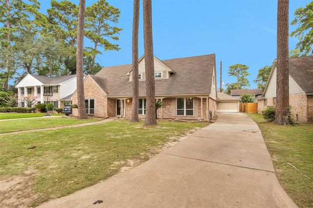 1122 Rhine Lane, Houston, TX 77090