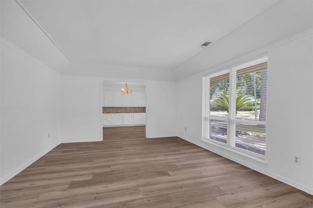 1122 Rhine Lane, Houston, TX 77090