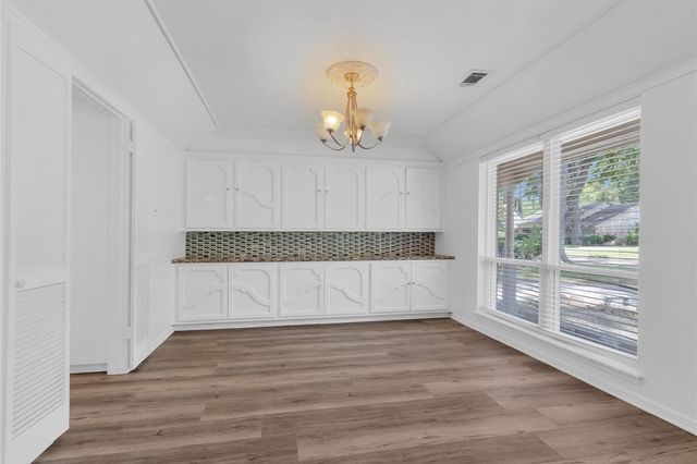 1122 Rhine Lane, Houston, TX 77090