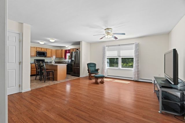 53 Farm St, Blackstone, MA 01504