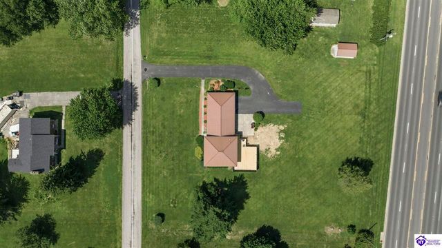 100 Stratmoor Drive, Elizabethtown, KY 42701