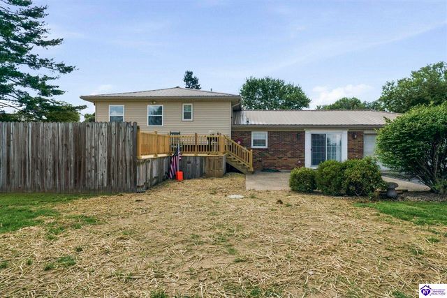 100 Stratmoor Drive, Elizabethtown, KY 42701