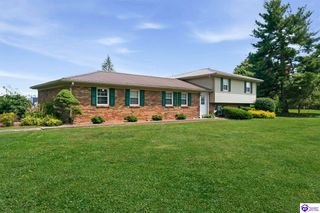 100 Stratmoor Drive, Elizabethtown, KY 42701