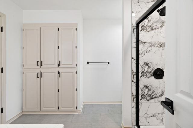 3122 N Farm Road 196 N, Paris, TX 75462