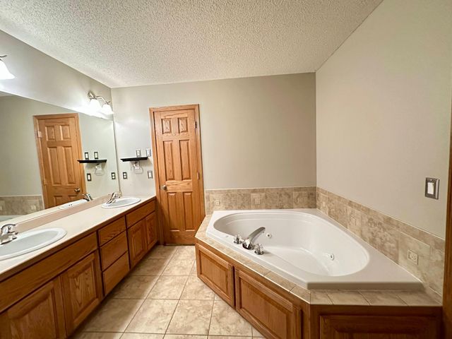 16161 Unity Street NW, Andover, MN 55304