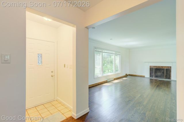 10 Millington Road, Pleasant Ridge, MI 48069