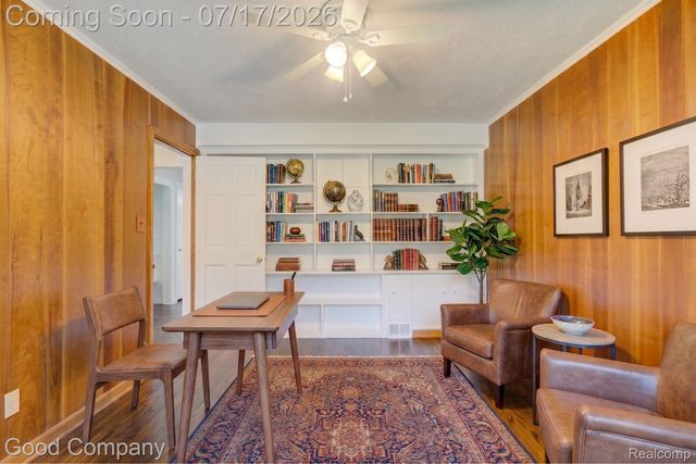 10 Millington Road, Pleasant Ridge, MI 48069