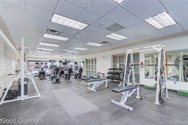 10 Millington Road, Pleasant Ridge, MI 48069