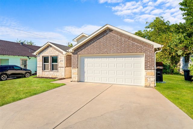 3305 Avenue J, Fort Worth, TX 76105