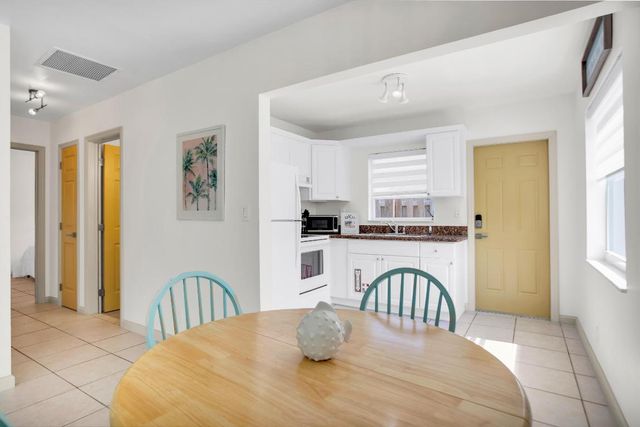 1840 SW 24th Street 1-2, Fort Lauderdale, FL 33315