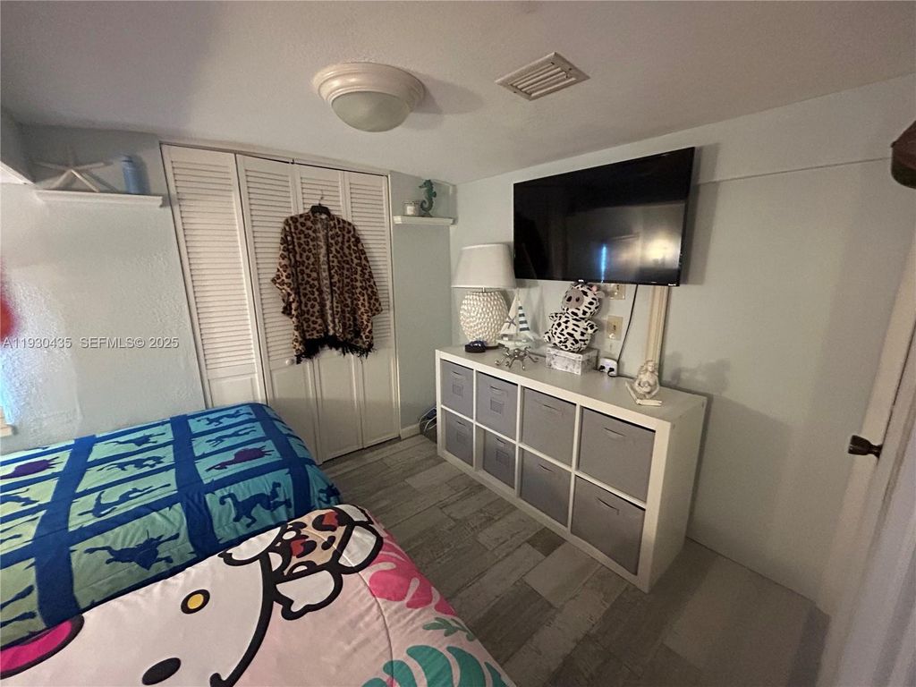 Image 19 of property listing at 65821 Overseas Hwy Lot 267, Long Key, FL 33001