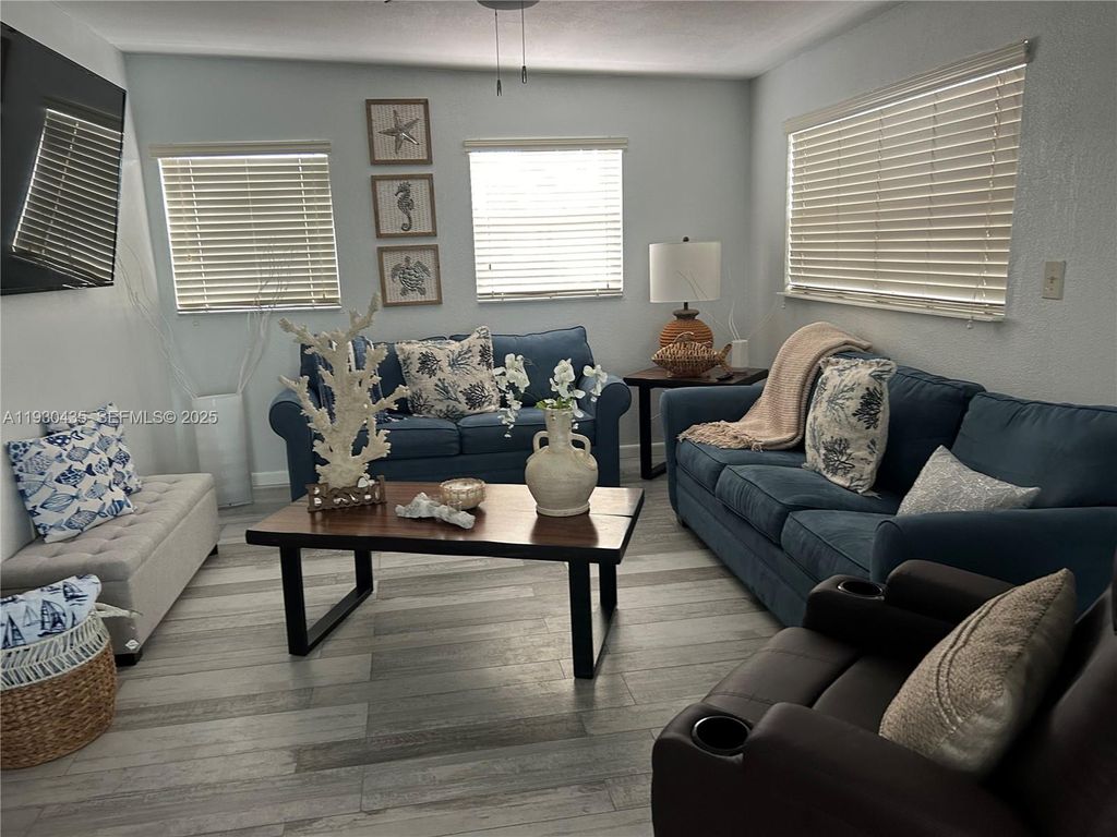 Image 5 of property listing at 65821 Overseas Hwy Lot 267, Long Key, FL 33001