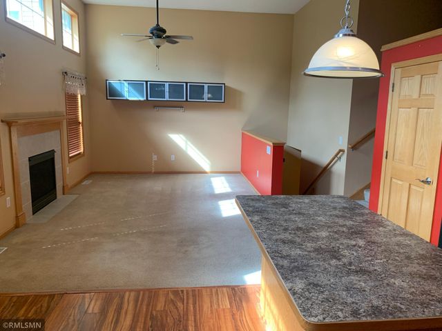 3125 Legacy Lane, Woodbury, MN 55129