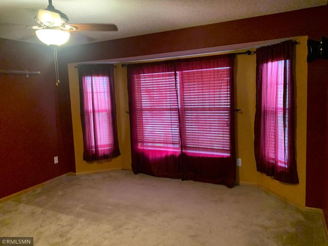 3125 Legacy Lane, Woodbury, MN 55129