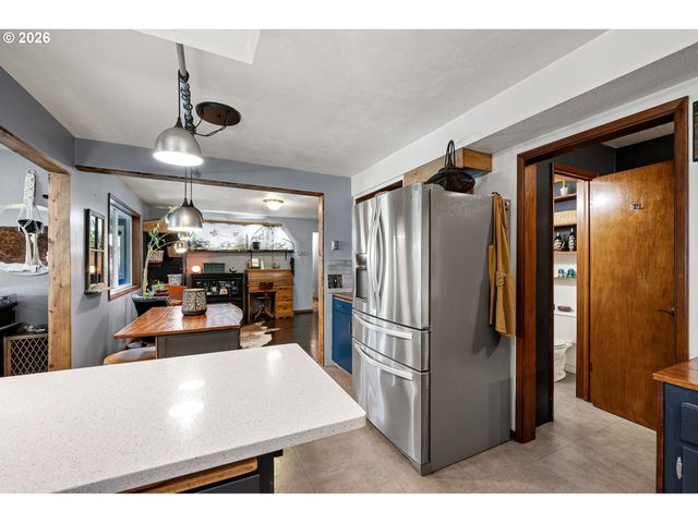 341 Hardy Ave, Eugene, OR 97404