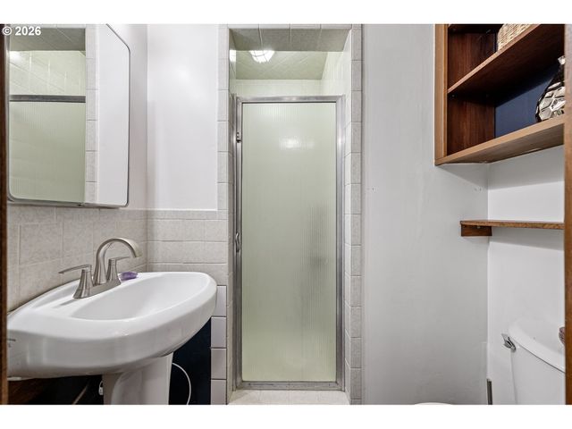 341 Hardy Ave, Eugene, OR 97404