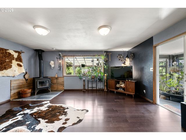 341 Hardy Ave, Eugene, OR 97404