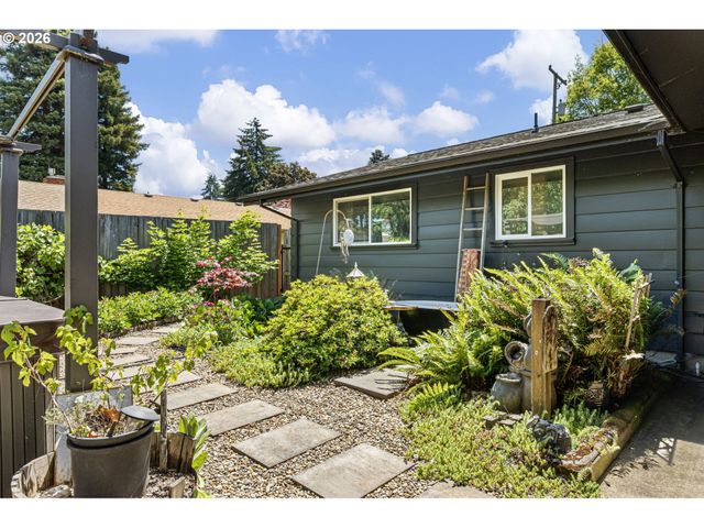 341 Hardy Ave, Eugene, OR 97404