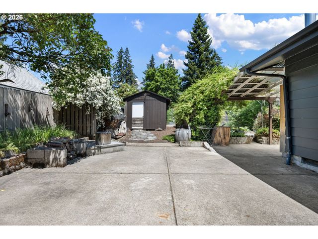 341 Hardy Ave, Eugene, OR 97404