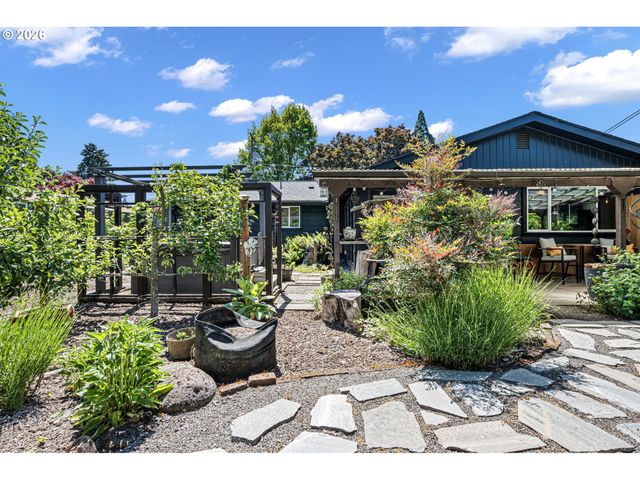 341 Hardy Ave, Eugene, OR 97404