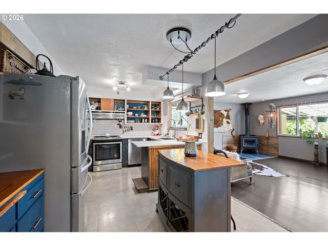 341 Hardy Ave, Eugene, OR 97404