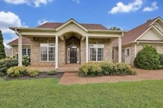 614 Greene Dr, Lebanon, TN 37087
