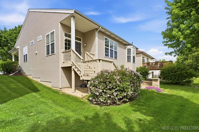 3844 Valhalla Drive, Elgin, IL 60124