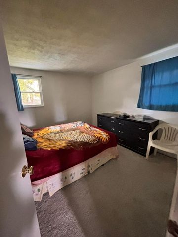 699 Holly Hill Drive, Columbus, OH 43228
