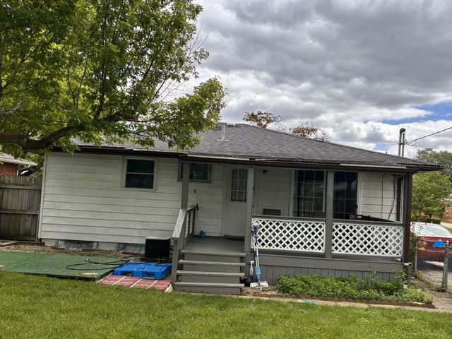 699 Holly Hill Drive, Columbus, OH 43228