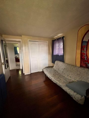 699 Holly Hill Drive, Columbus, OH 43228