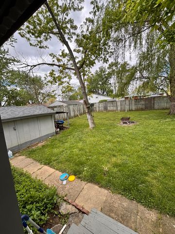 699 Holly Hill Drive, Columbus, OH 43228