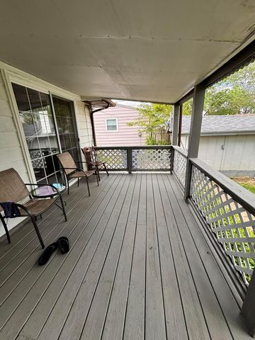 699 Holly Hill Drive, Columbus, OH 43228